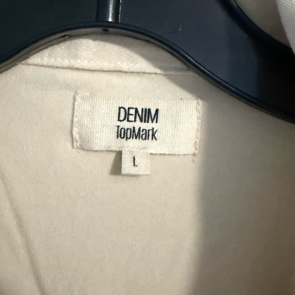 DENIM TopMark Women's Cream Jacket with Ruffle Hem - Picture 3 of 5